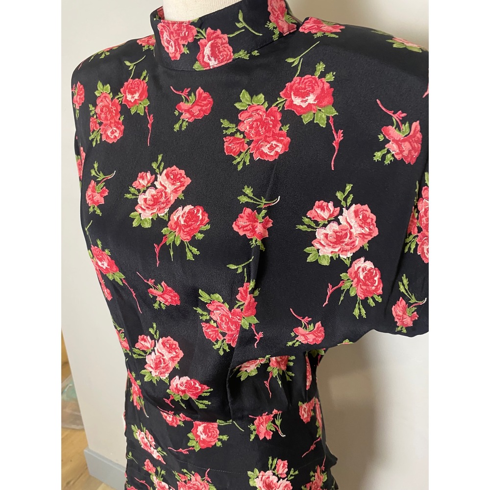 Vintage 80s 90s Floral Rose Mock Neck Midi Dress Black Red Tiered Hip Detail - Picture 3 of 12